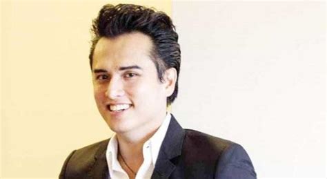 Joseph Calata .